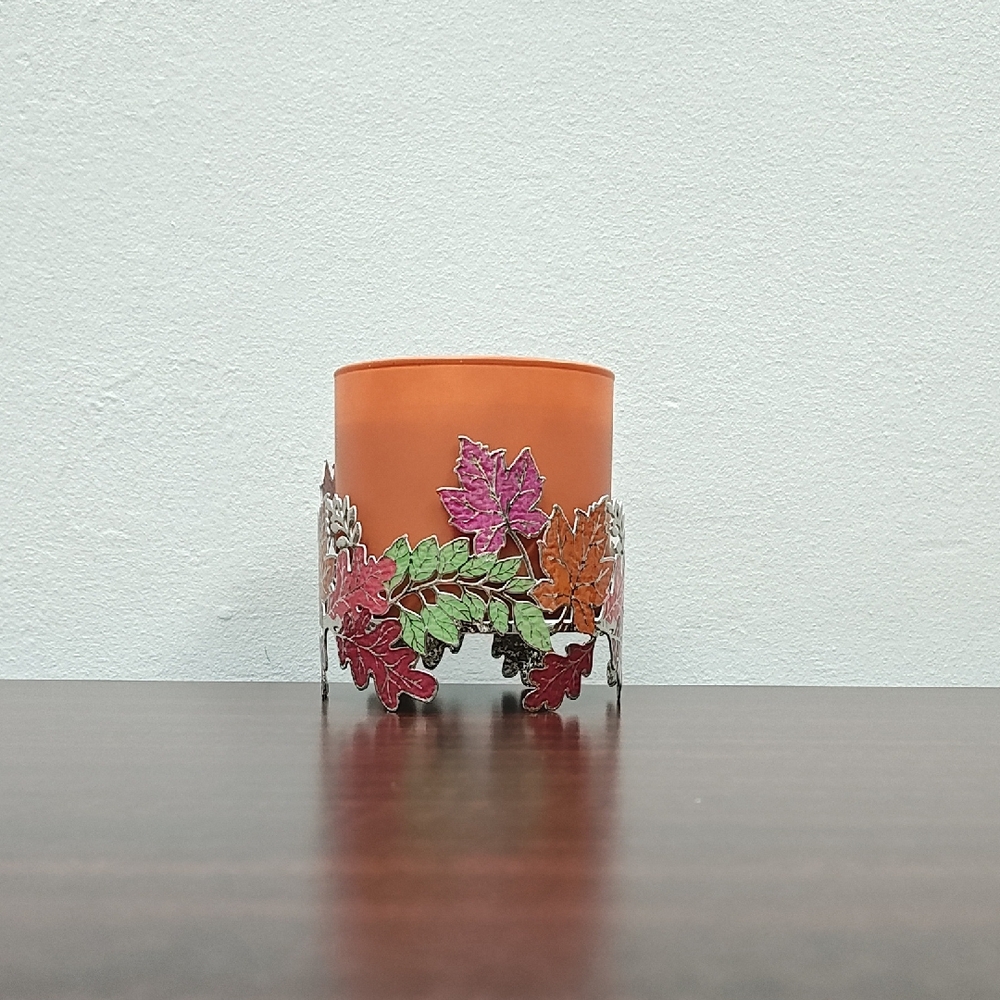Bath & Body Works LEAF GARLAND SLEEVE 3-Wick Candle Holder (Holder Only)
